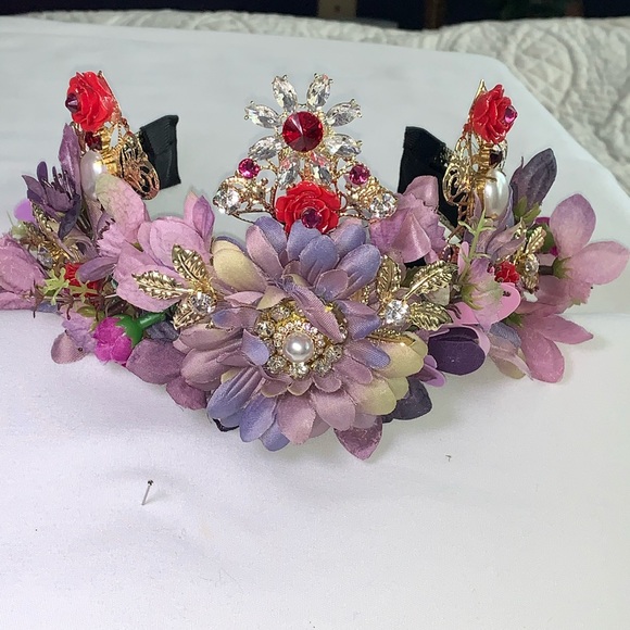 One of a kind! Perfect for formal or festival wear. - Picture 6 of 6